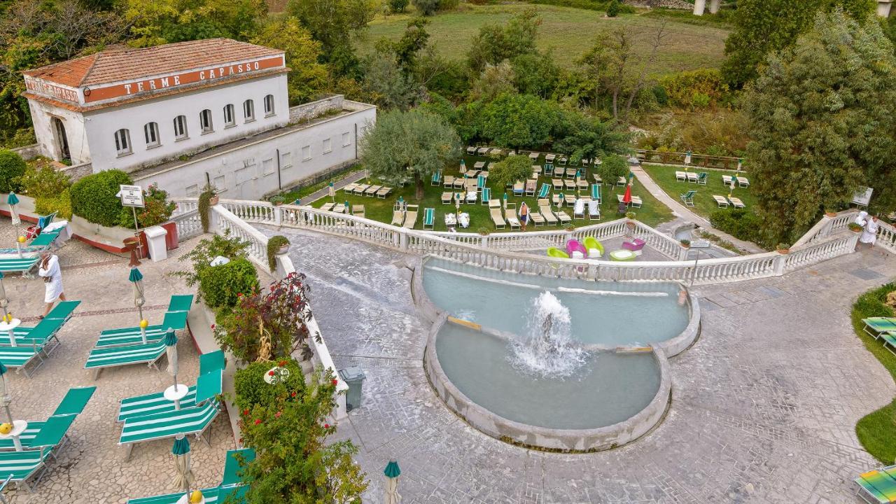Hotel Terme Capasso コントゥルシ エクステリア 写真