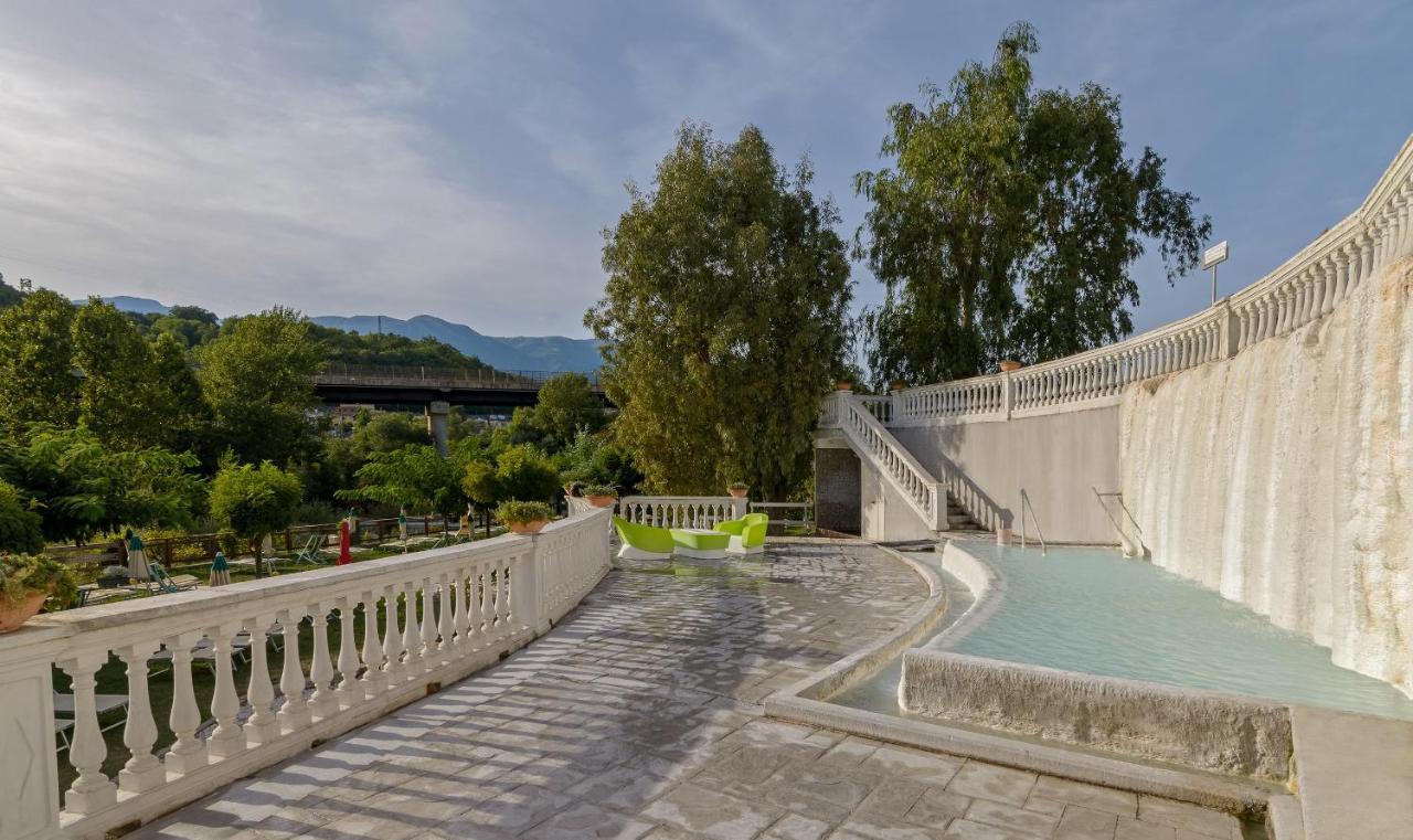 Hotel Terme Capasso コントゥルシ エクステリア 写真