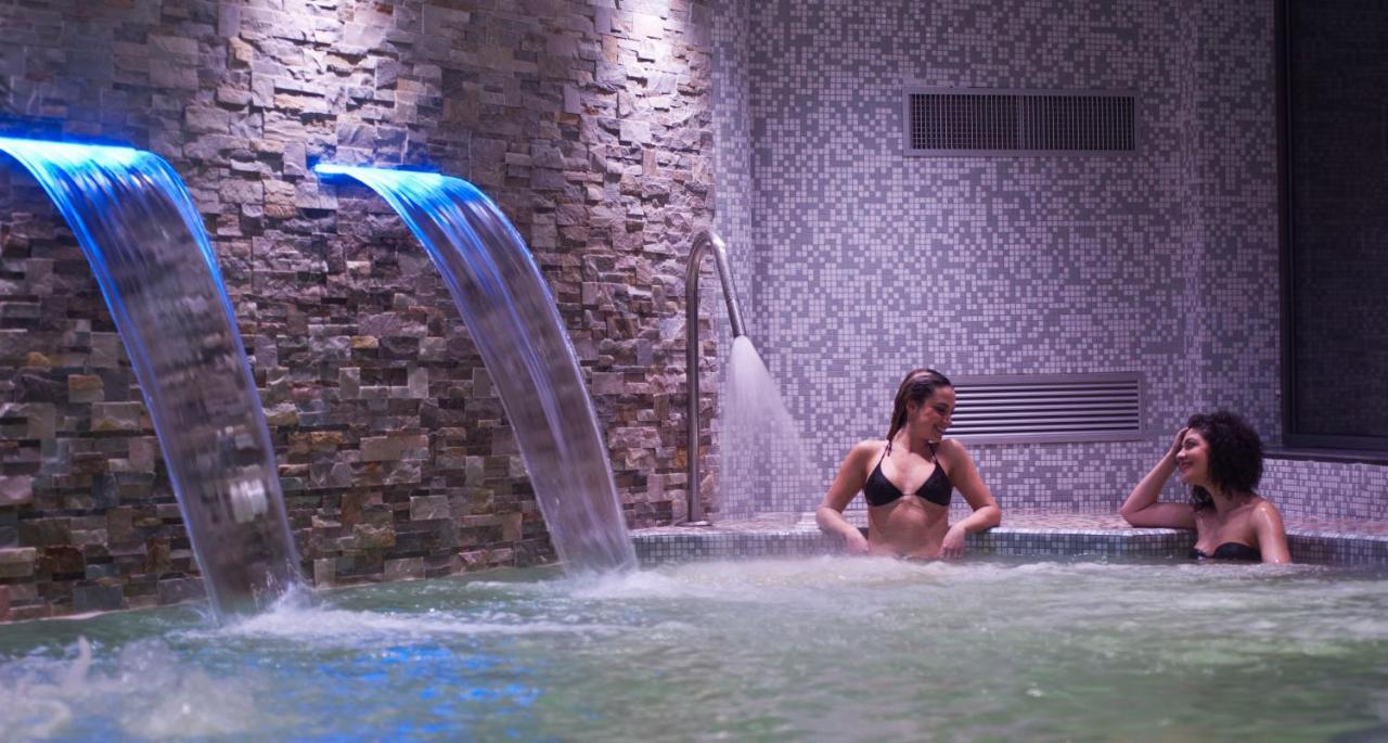 Hotel Terme Capasso コントゥルシ エクステリア 写真
