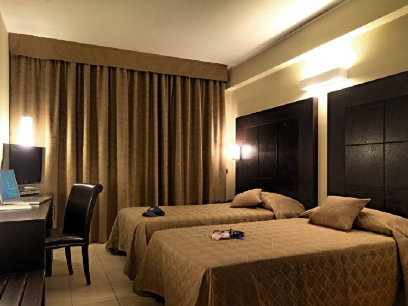Hotel Terme Capasso コントゥルシ エクステリア 写真